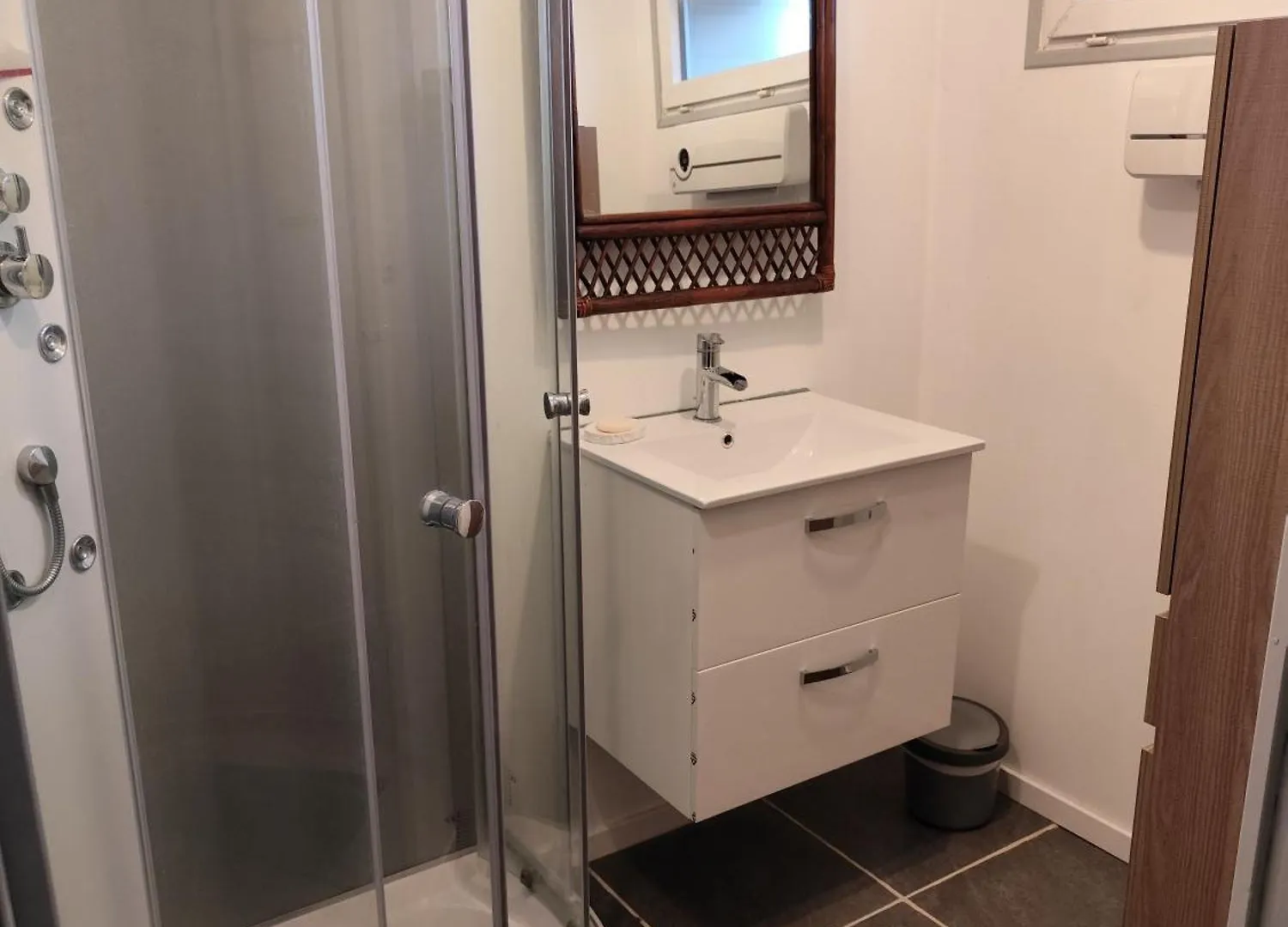 Maisonette Sur Terrain Clos, Loue 3Nuits Minimum Plouha